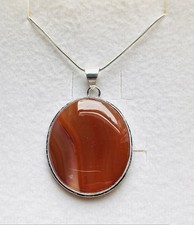 Splendido ciondolo ovale