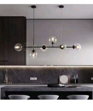Lampadario Moderno a Sospensione Con 6 Sfere Palle Fumè In Metallo Nero.
