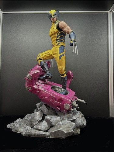 Diorama mano sentinella - a,