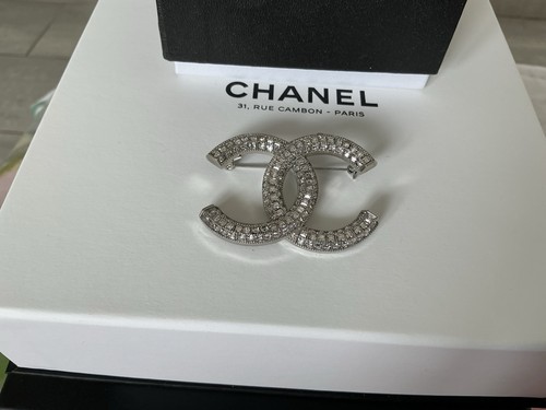 Superbe broche chanel - broche,