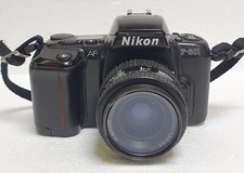 Nikon F-601 + Obiettivo