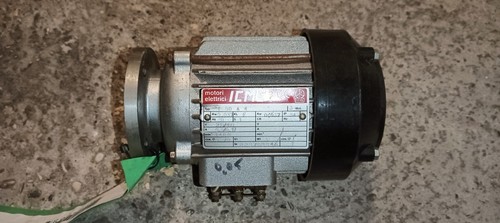 Motore elettrico trifase - motore,