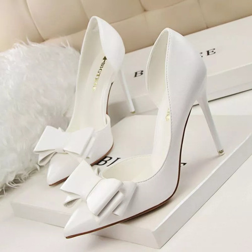 Decolte bianche raffinate con - bianche,