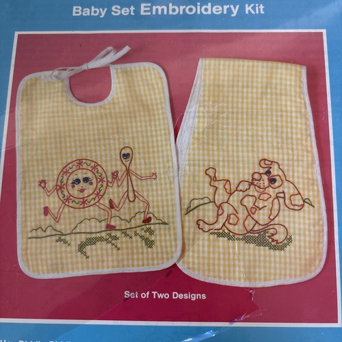 Wonder art baby bib - wonder,