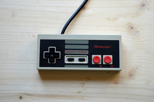 Nes controller originale - -,