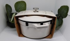 Cuore e mano con piatto