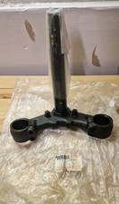 UNDER BRACKET PLATE FORKS