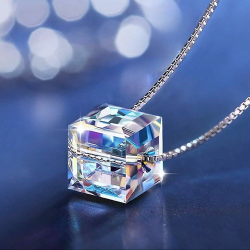Collana cubo cristallo - di,