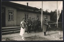 Soldati In Uniforme Con