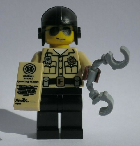 Minifigure lego traffic cop - lego®,