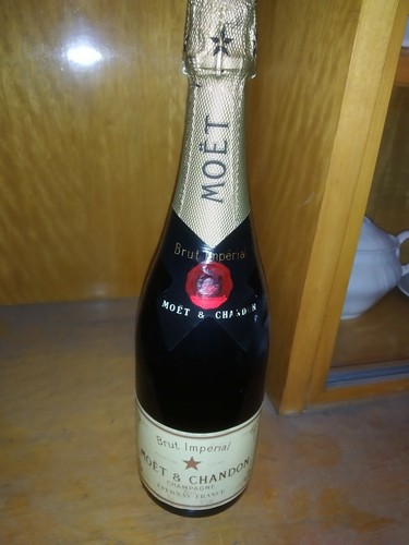 Bottiglia champagne vintage