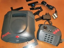 ## Console Atari Jaguar con