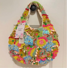 Borsa con perline colorate