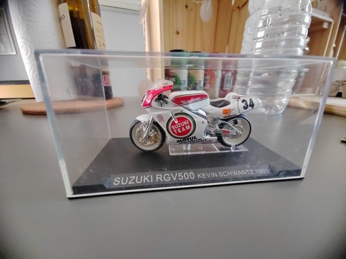 Suzuki rgv500 kevin - rgv500,