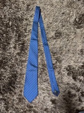 Louis Vuitton cravatta modello