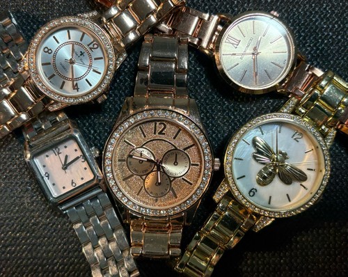 Lotto orologi donna confezione