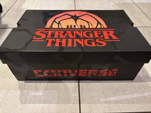Stranger things converse - stranger, x