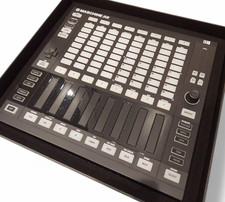 Native Instruments Machine Jam Production Performance System MIDI Controller
