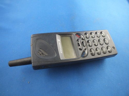 Cellulare sony ericsson s868 - cellulare,