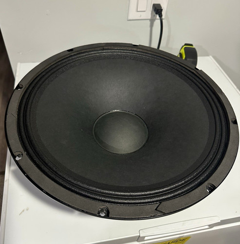Subwoofer professionale alto