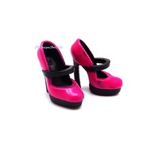 Barbie Basics Rosa e Nera Mary