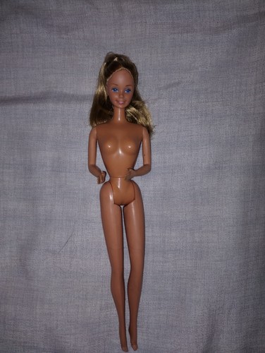 Barbie pink and pretty 1981 - pretty,