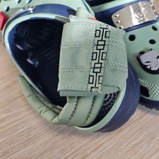 Crocs 250mm Cream Color Shoes