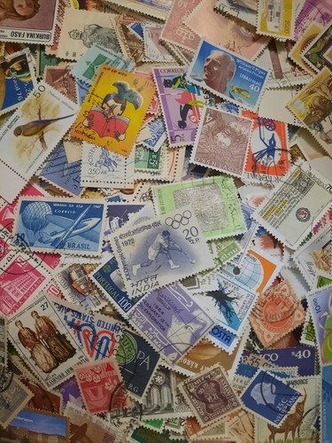 Lot 300 timbres monde - de,