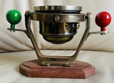 Antica bussola nautica in