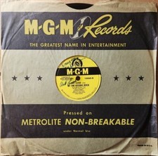 78 RPM, M-G-M. The Kissing