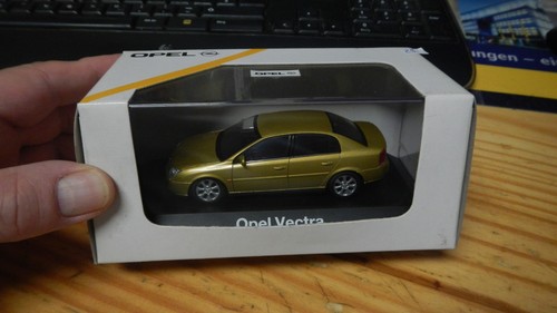 Modellino concessionario opel - modellino,