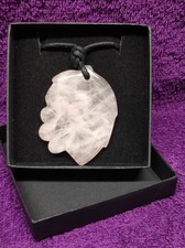 Collana ciondolo pietra QUARZO ROSA  fiore  cordino nero pietre dure