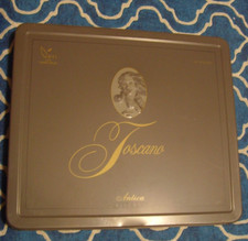 Scatola vuota SIGARO TOSCANO. Buonissimo stato. Misura 20 x 17 x 3