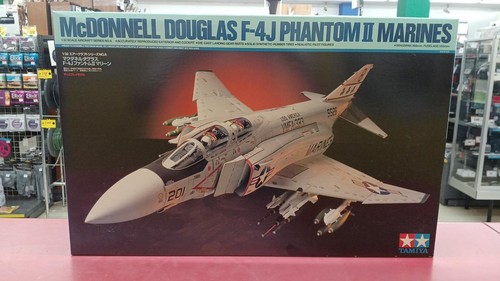 Tamiya f4j phantom ii - phantom,