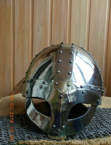 Elmetto vichingo medievale