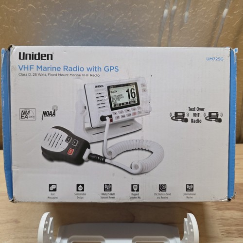 Radio vhf marina uniden um725g - marina,
