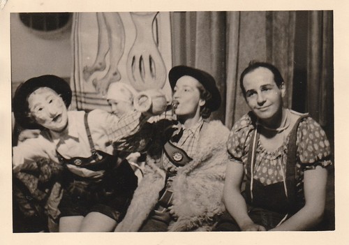 Foto vintage persone carnevale - foto,