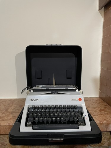 Macchina scrivere olympia - macchina,