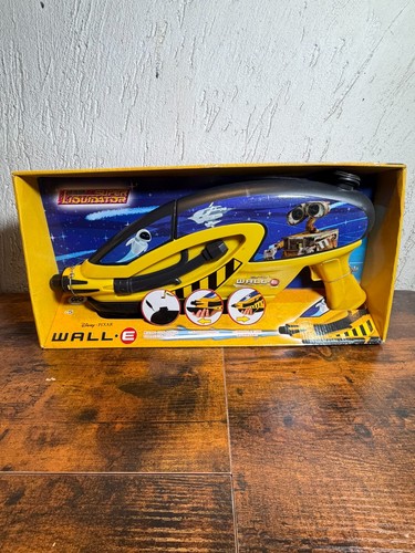 Super liquidator wall disney - liquidator,
