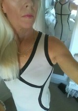 Bellissimo abito senza maniche