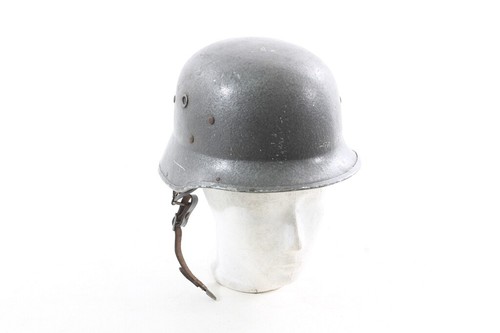 Vecchio casco pompieri - vecchio,