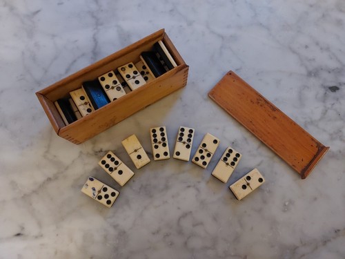 Gioco domino antico - antico, anni