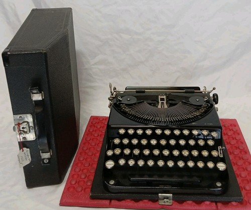 Antica macchina scrivere - antica,