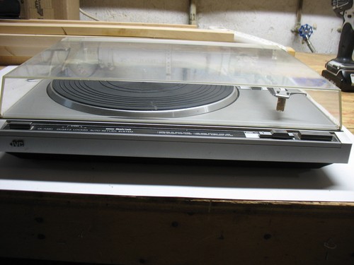 Jvc a220 quartz - ql-a220,