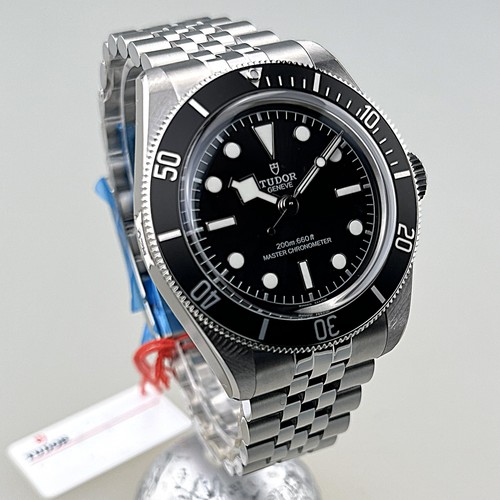 Tudor black bay master - tudor,