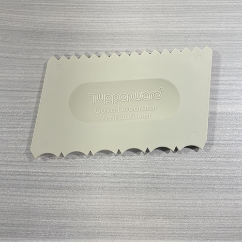 Tupperware cake decorator - cake,
