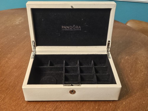 Pandora momenti - pandora,