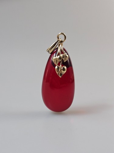 Collana ambra rossa ciondolo