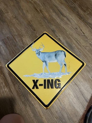 Cervo xing con attraversamento - xing,