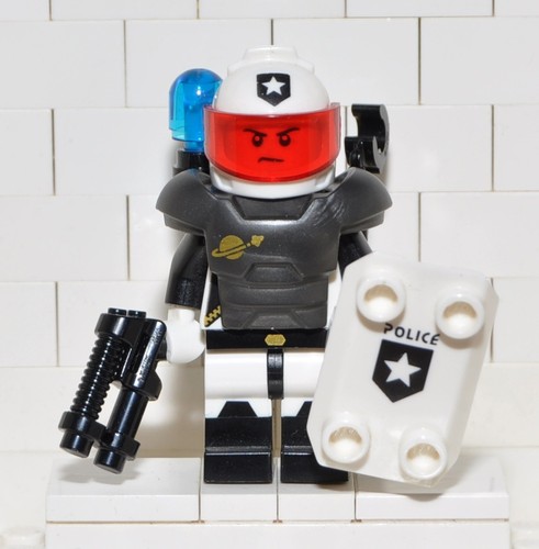 Lego col383 space police guy - col383,